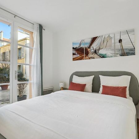 Le Montesquieu Apartment Versailles Exterior photo
